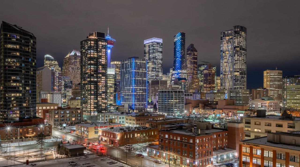 Entire Condo Downtown, Walk To Bmo & Stampede, Parking, 1,5 Hrs To Banff YYC Exteriér fotografie