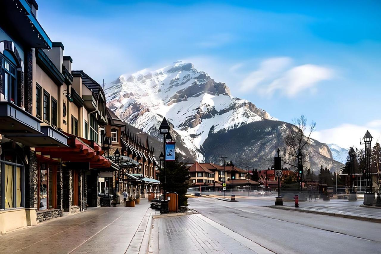 Entire Condo Downtown, Walk To Bmo & Stampede, Parking, 1,5 Hrs To Banff YYC Exteriér fotografie